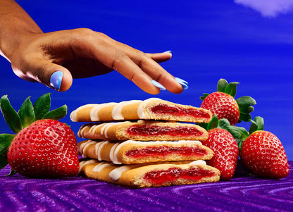 Pastries 6p - Frosted Strawberry Pastries - Faire