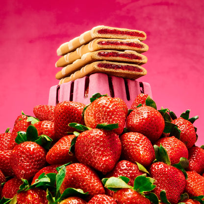 Pastries 6p - Frosted Strawberry Pastries - Faire